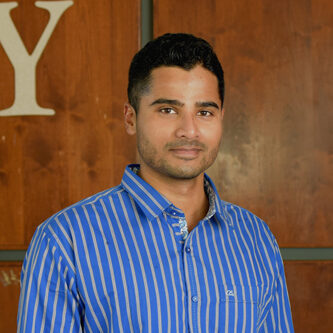 Mahmud Mdanik headshot