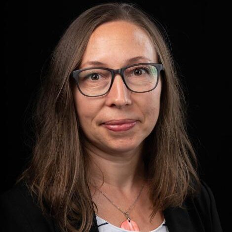 Grace Plummer headshot